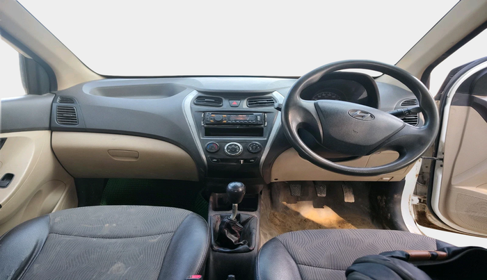 2013 Hyundai Eon ERA +, Petrol, Manual, 1,13,977 km, interior