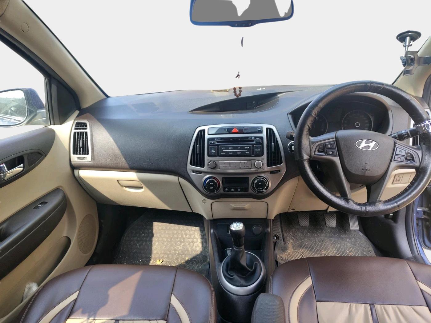 2014 Hyundai i20 ASTA 1.2, Petrol, Manual, 78,688 km, interior