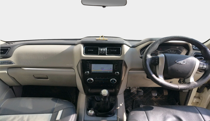 2017 Mahindra Scorpio S10 2WD INTELLI-HYBRID, Diesel, Manual, 21,133 km, interior