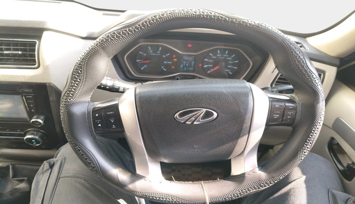 2017 Mahindra Scorpio S10 2WD INTELLI-HYBRID, Diesel, Manual, 21,133 km, interior