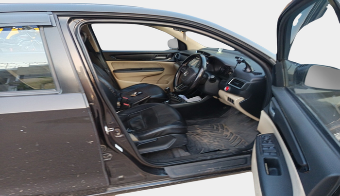 2019 Honda Amaze 1.2L I-VTEC VX, Petrol, Manual, 1,13,297 km, interior