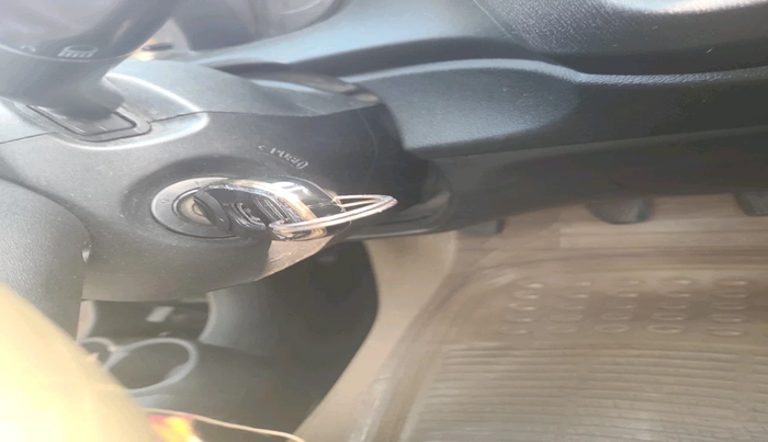 2014 Honda Brio S MT, Petrol, Manual, 85,267 km, interior