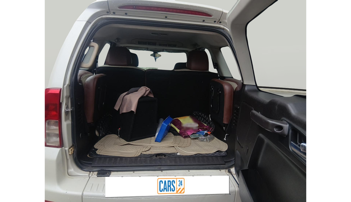 2016 Tata Safari Storme 2.2 VX 4X2, Diesel, Manual, 1,04,738 km, exterior