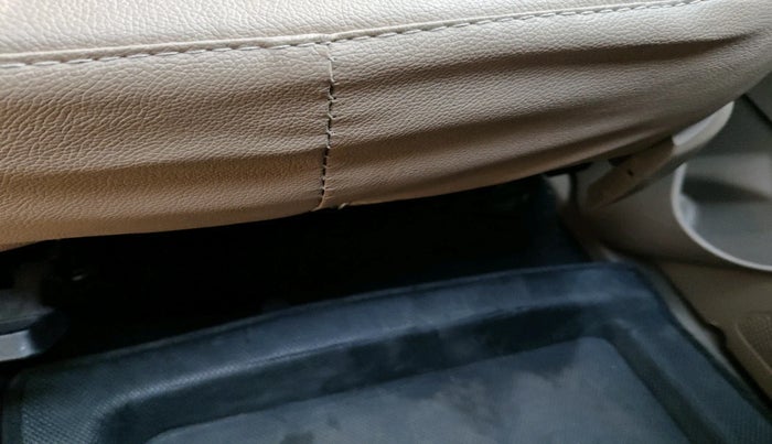 2016 Mahindra TUV300 T8, Diesel, Manual, 1,25,965 km, interior