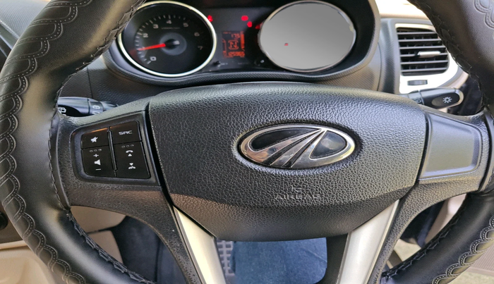 2016 Mahindra TUV300 T8, Diesel, Manual, 1,25,965 km, interior