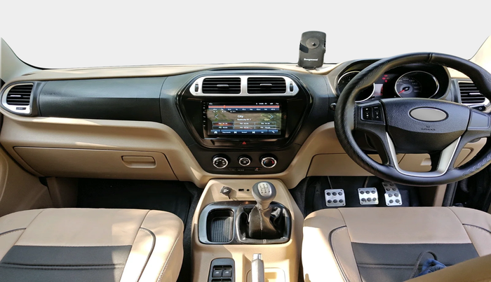2016 Mahindra TUV300 T8, Diesel, Manual, 1,25,965 km, interior