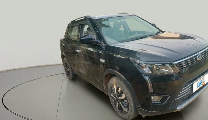 2022 Mahindra XUV300 W6 1.2 PETROL, Petrol, Manual, 79,388 km, exterior
