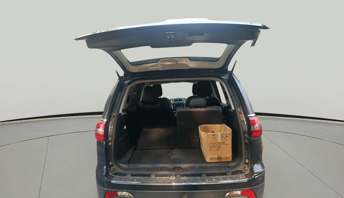 2017 Tata Hexa XT 4X4 7 STR, Diesel, Manual, 87,571 km, exterior