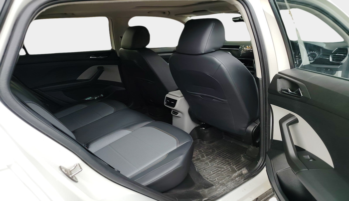 2021 Skoda KUSHAQ STYLE 1.0L TSI AT, Petrol, Automatic, 30,687 km, interior