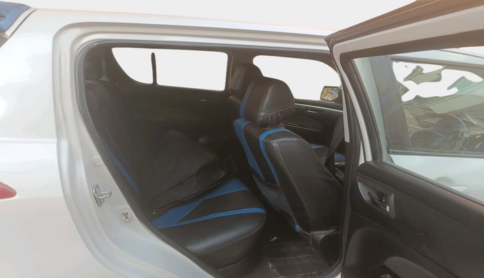 2013 Maruti Swift VXI, Petrol, Manual, 81,010 km, interior