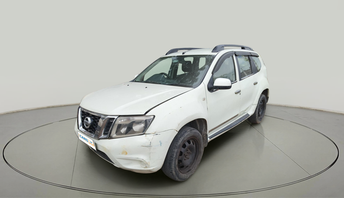 2015 Nissan Terrano XE (D), Diesel, Manual, 1,68,927 km, exterior