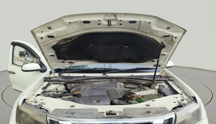 2015 Nissan Terrano XE (D), Diesel, Manual, 1,68,927 km, exterior
