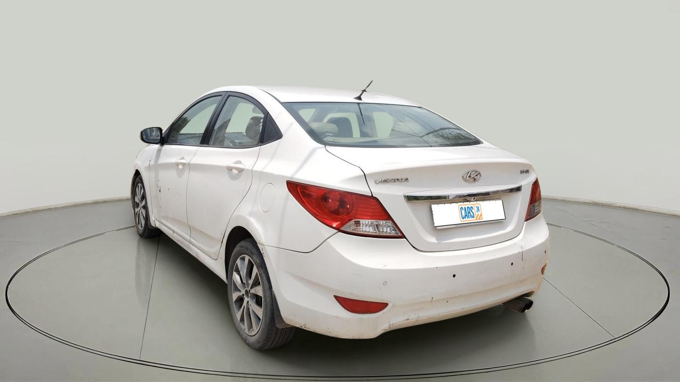2014 Hyundai Verna FLUIDIC 1.6 CRDI SX, Diesel, Manual, 2,30,632 km, exterior