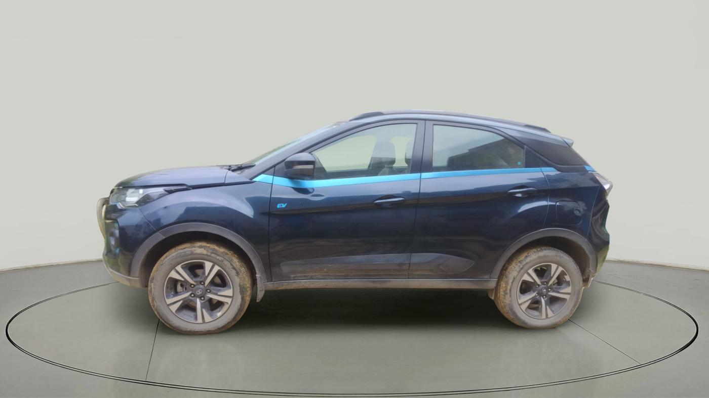 2023 Tata NEXON EV XZ PLUS LUX, Electric, Automatic, 61,000 km, exterior