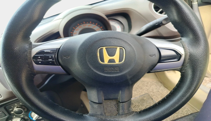 2012 Honda Brio V MT, Petrol, Manual, 67,966 km, interior