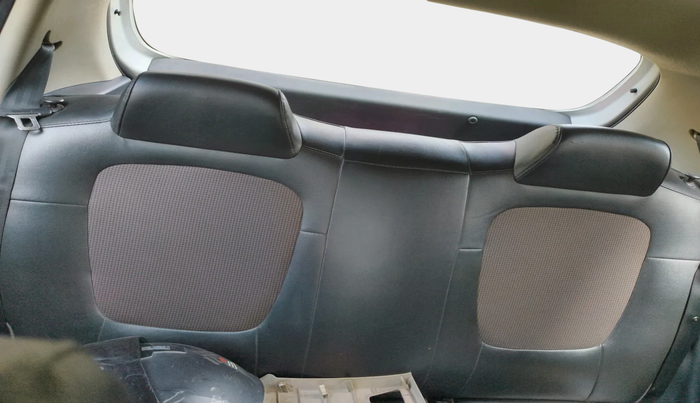 2012 Hyundai i20 MAGNA (O) 1.2, Petrol, Manual, 1,20,524 km, interior