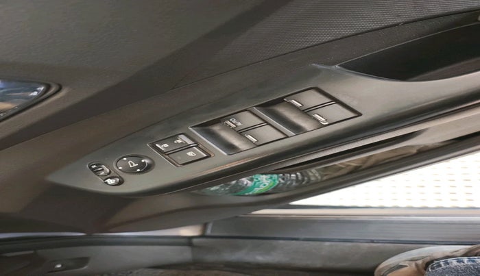 2015 Honda CRV 2.4 AWD AT, Petrol, Automatic, 1,38,405 km, interior