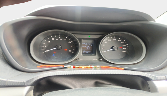 2017 Tata NEXON XT DIESEL, Diesel, Manual, 1,31,417 km, interior