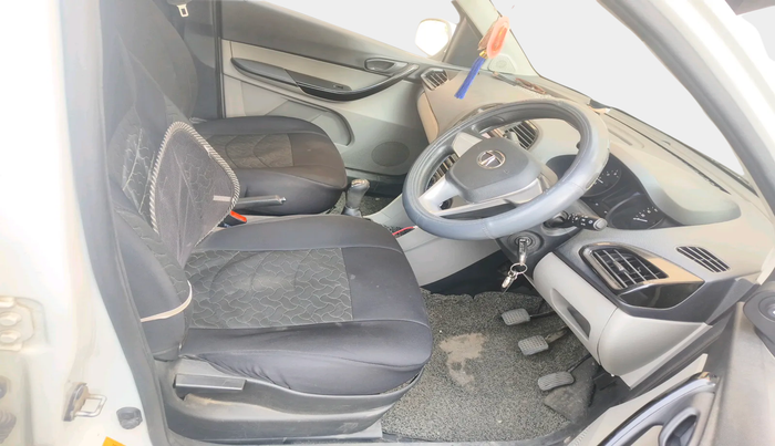 2017 Tata Tiago XT PETROL, Petrol, Manual, 53,838 km, interior