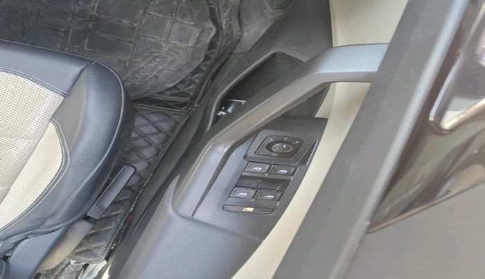 2022 Skoda SLAVIA STYLE 1.0L TSI AT, Petrol, Automatic, 33,640 km, interior