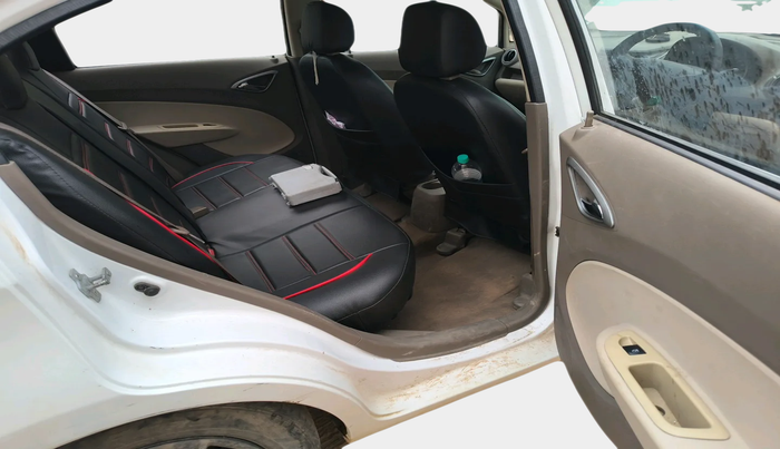 2014 Chevrolet Sail 1.2 LS, Petrol, Manual, 1,02,012 km, interior