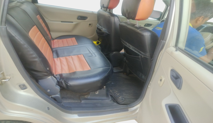 2010 Maruti Zen Estilo LXI, Petrol, Manual, 85,240 km, interior