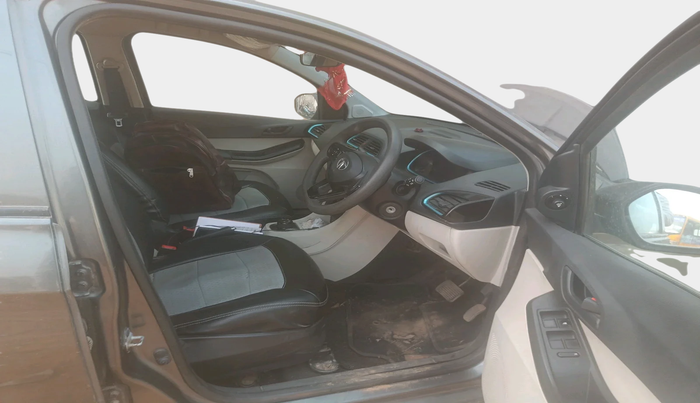 2023 Tata TIAGO EV XT LONG RANGE, Electric, Automatic, 35,896 km, interior