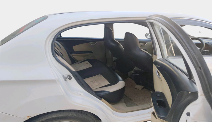 2014 Honda Amaze 1.5L I-DTEC S, Diesel, Manual, 94,973 km, interior