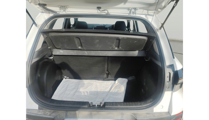 2024 Hyundai VENUE SX 1.5 CRDI, Diesel, Manual, 30,775 km, exterior