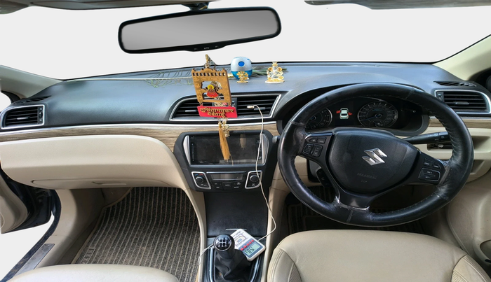 2018 Maruti Ciaz ALPHA 1.5 SHVS PETROL, Petrol, Manual, 57,209 km, interior