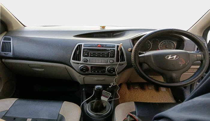 2013 Hyundai i20 MAGNA 1.4 CRDI, Diesel, Manual, 1,13,185 km, interior