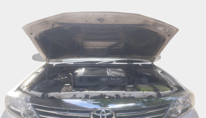 2014 Toyota Fortuner 3.0 4X2 MT, Diesel, Manual, 2,76,587 km, exterior