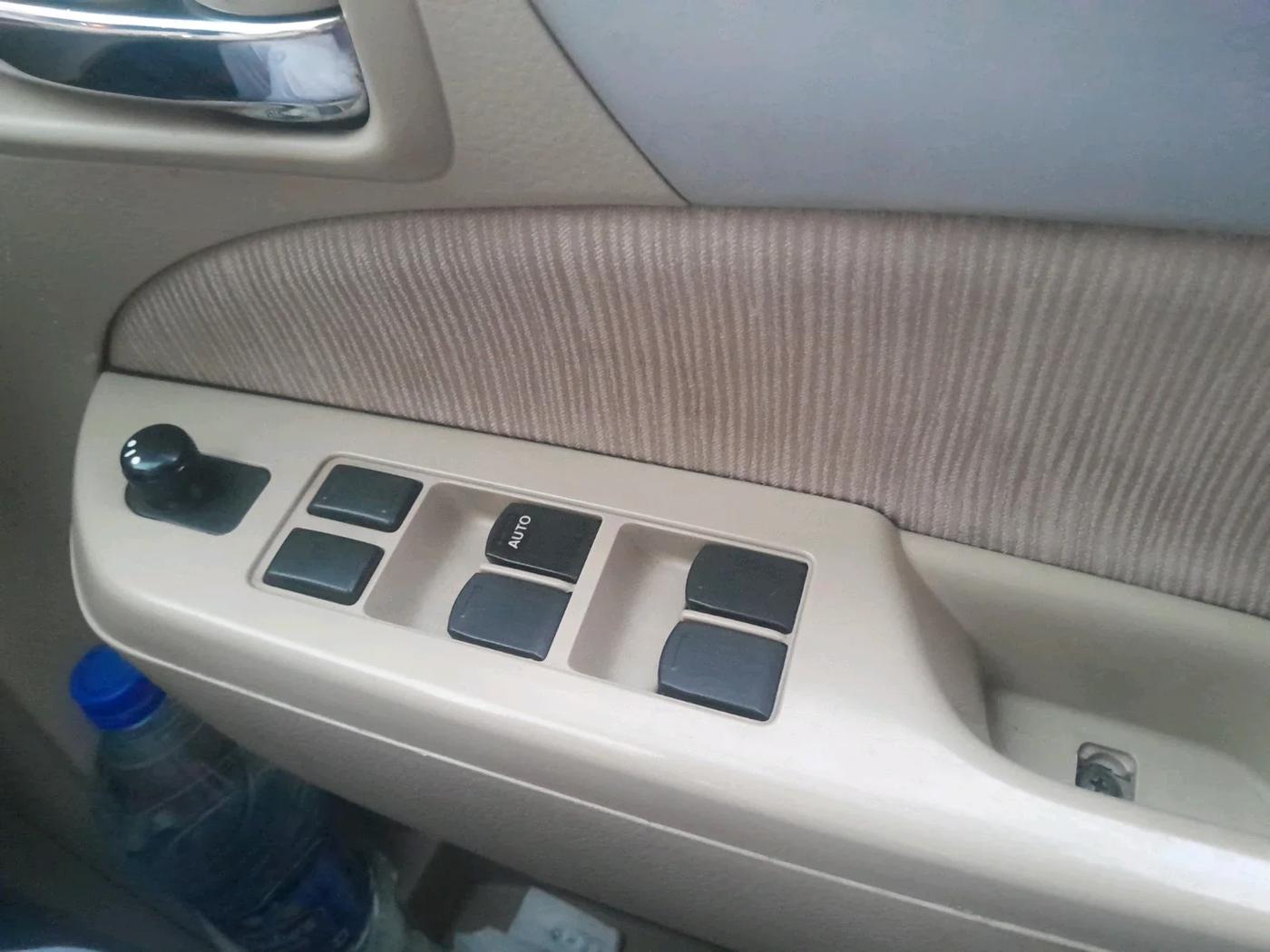 2013 Maruti Ertiga VXI, Petrol, Manual, 1,43,958 km, interior