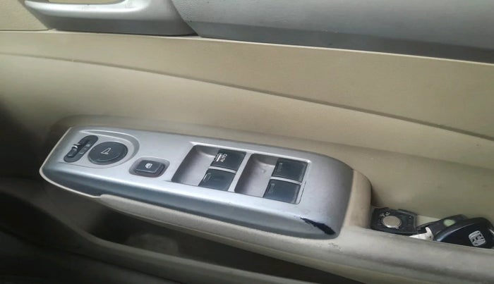 2011 Honda City 1.5L I-VTEC V MT, Petrol, Manual, 1,22,435 km, interior