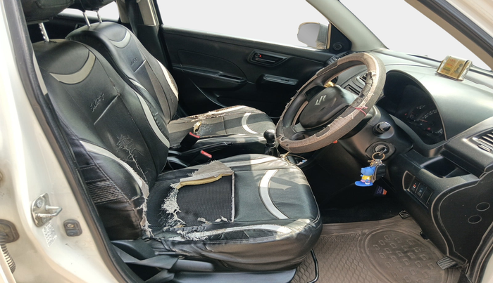 2013 Maruti Swift LXI, Petrol, Manual, 1,35,331 km, interior