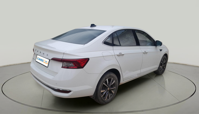 2022 Skoda SLAVIA STYLE 1.0L TSI MT, Petrol, Manual, 25,146 km, exterior