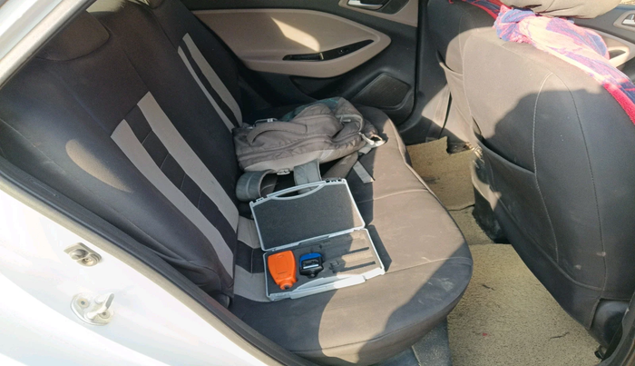 2015 Hyundai Elite i20 SPORTZ 1.2, Petrol, Manual, 1,11,362 km, interior