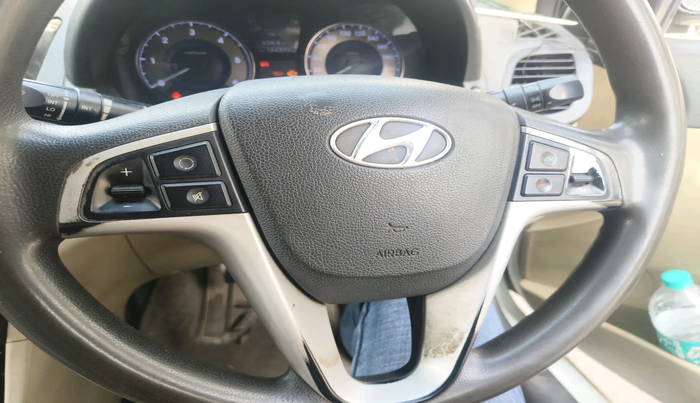 2013 Hyundai Verna FLUIDIC 1.6 CRDI SX, Diesel, Manual, 1,44,379 km, interior