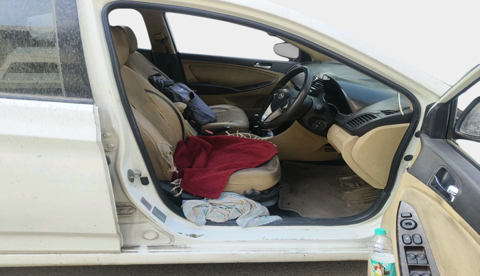 2013 Hyundai Verna FLUIDIC 1.6 CRDI SX, Diesel, Manual, 1,44,379 km, interior