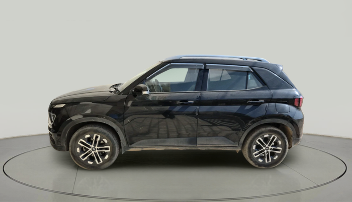 2023 Hyundai VENUE SX 1.5 CRDI, Diesel, Manual, 31,172 km, exterior