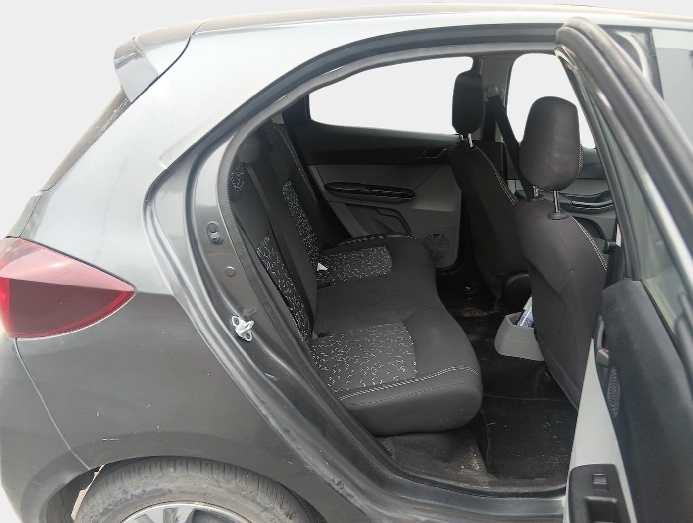 2023 Tata Tiago XT PETROL, Petrol, Manual, 27,916 km, interior