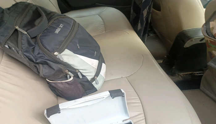 2013 Renault Duster 85 PS RXE DIESEL, Diesel, Manual, 2,15,965 km, interior