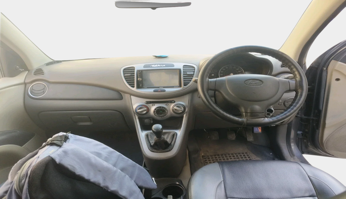 2012 Hyundai i10 ERA 1.1, Petrol, Manual, 63,905 km, interior