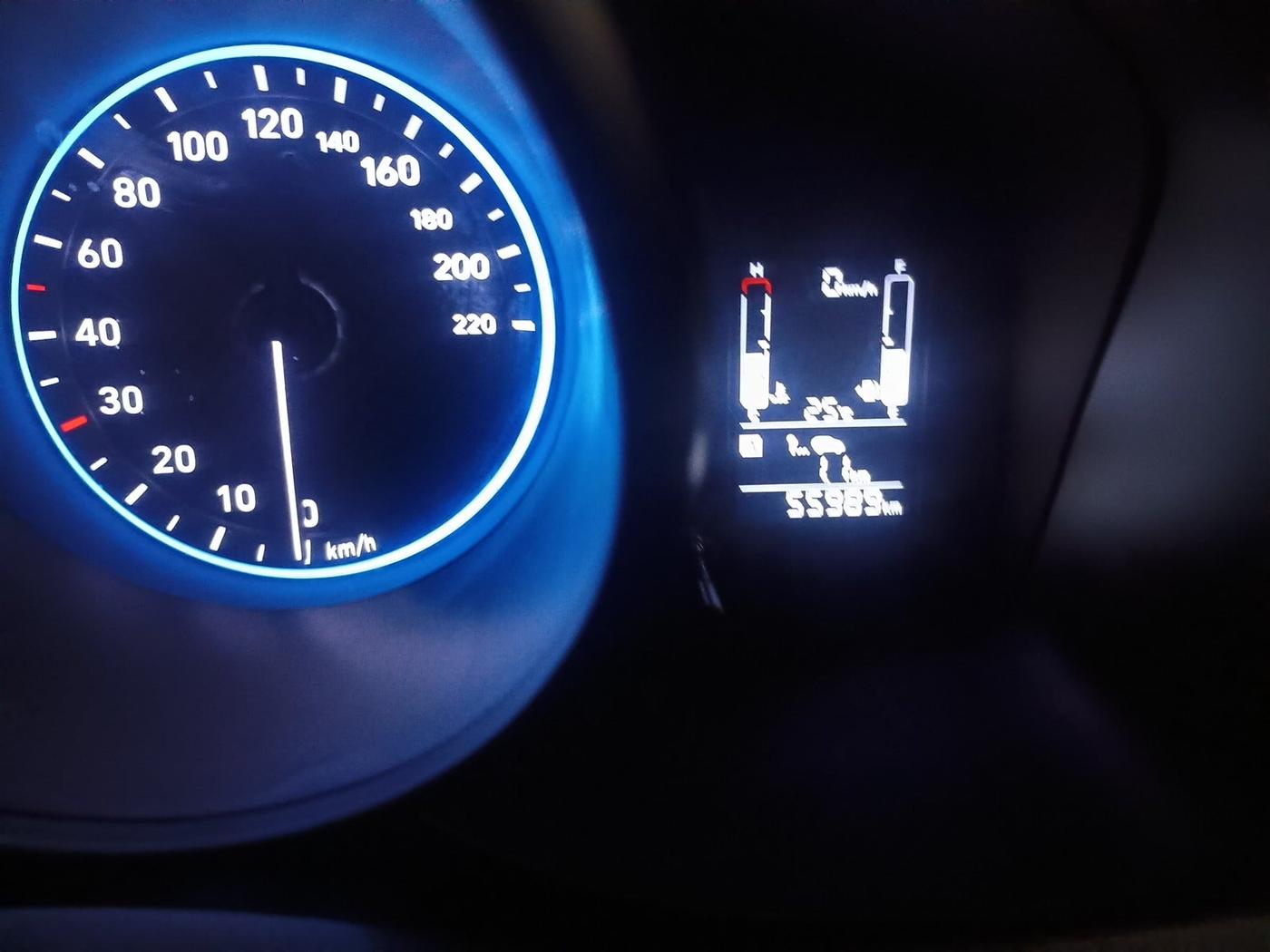 2019 Hyundai VENUE SX 1.0 TURBO, Petrol, Manual, 55,989 km, interior