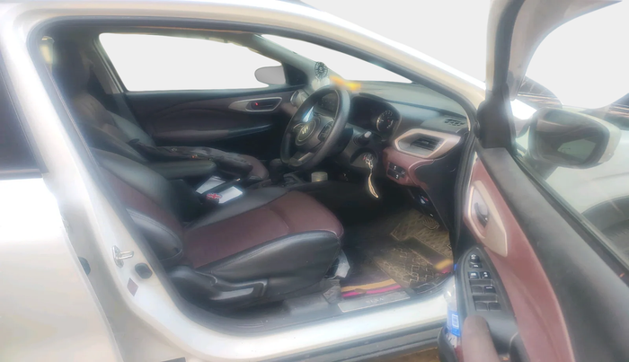 2024 Maruti FRONX DELTA PLUS 1.2L AGS, Petrol, Automatic, 13,426 km, interior