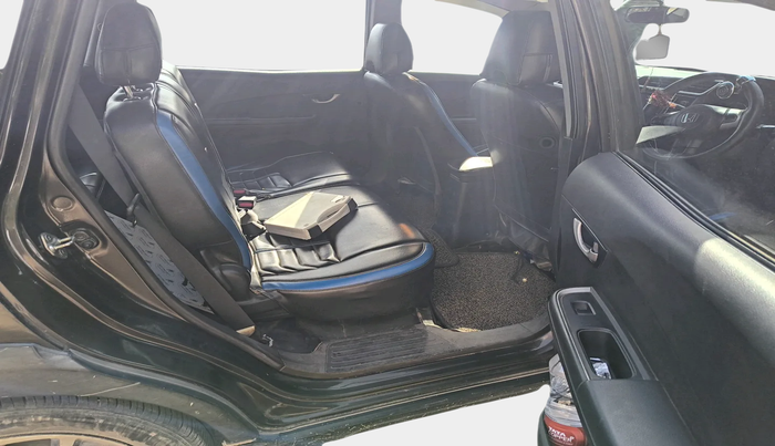 2016 Honda BR-V 1.5L I- DTEC V, Diesel, Manual, 1,85,818 km, interior