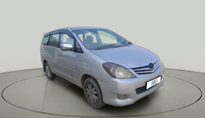 2011 Toyota Innova V 2.5 8 STR, Diesel, Manual, 1,82,352 km, exterior