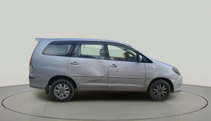 2011 Toyota Innova V 2.5 8 STR, Diesel, Manual, 1,82,352 km, exterior