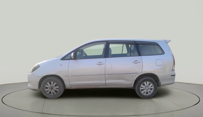 2011 Toyota Innova V 2.5 8 STR, Diesel, Manual, 1,82,352 km, exterior