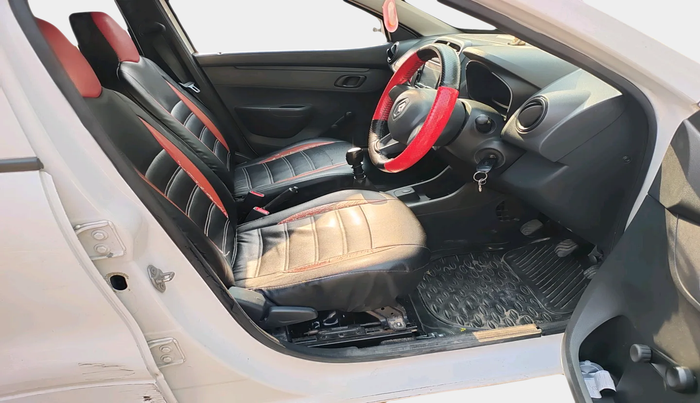 2016 Renault Kwid RXE, Petrol, Manual, 35,568 km, interior